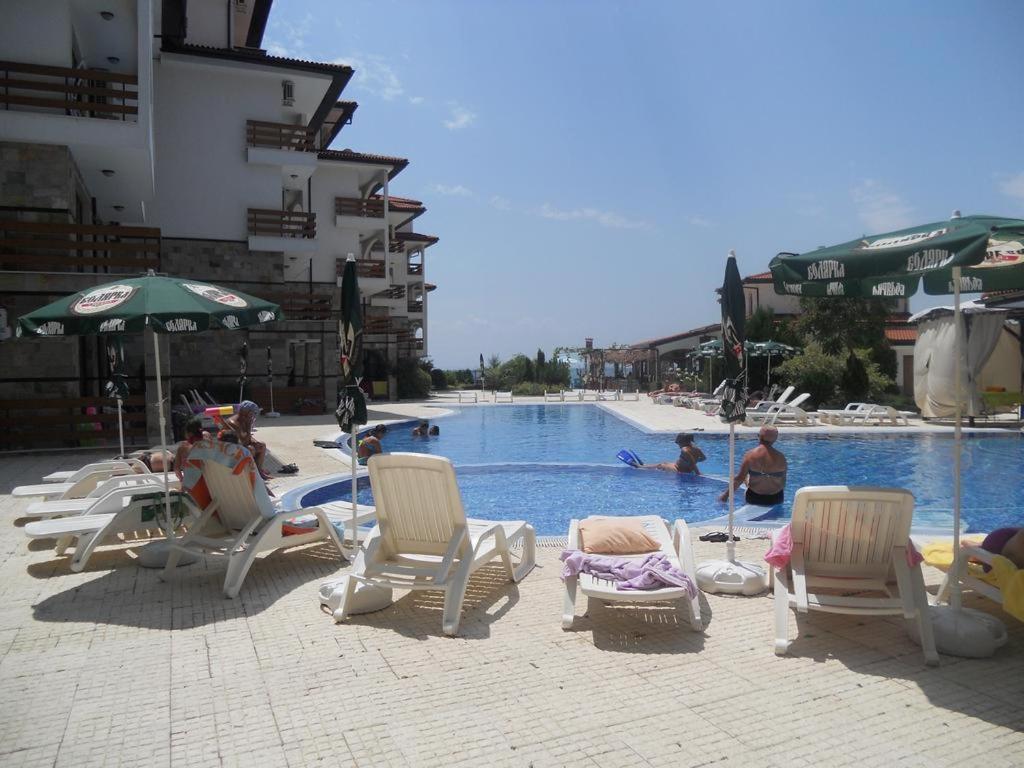 Vm Apartments Robinson Beach Pomorie Buitenkant foto